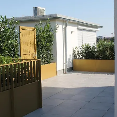 Sky Regensburg, 360° Dachterrasse * 雷根斯堡